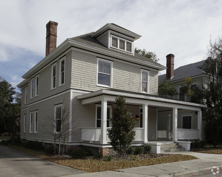 Primary Photo Of 224 NW 2nd Ave, Gainesville Office Residential For Lease