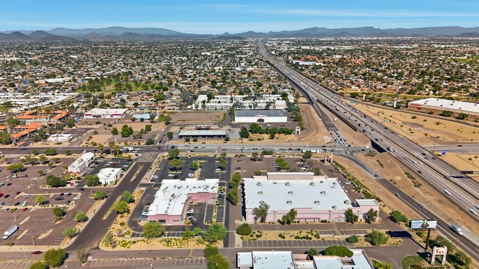More Photos Of 2737 W Thunderbird Rd, Phoenix Freestanding For Lease