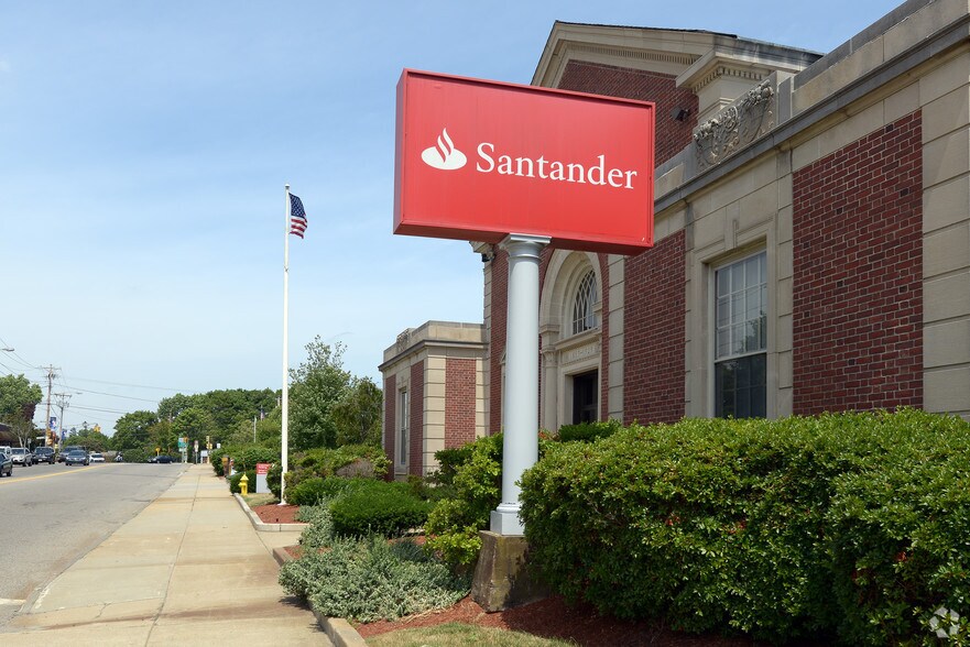 More Photos Of 533 Washington St, Abington Bank For Sale