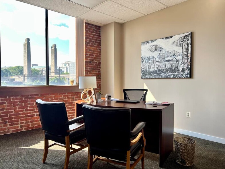 Primary Photo Of 100 N 10th St, Harrisburg Coworking Space