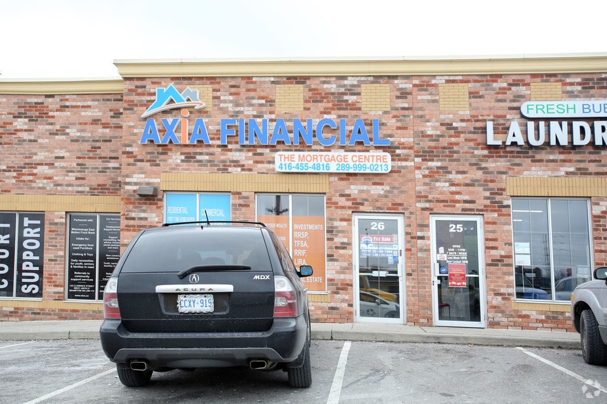 More Photos Of 145 Clarence St, Brampton Storefront For Sale