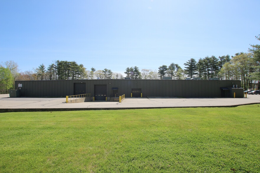 More Photos Of 1 Chase Park Rd, Seabrook Manufacturing For Lease