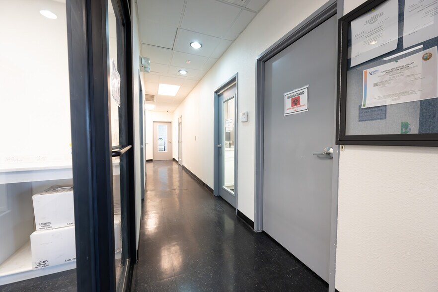 More Photos Of 601 S Rancho Dr, Las Vegas Medical For Sale