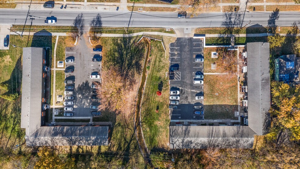 More Photos Of 341 E Loula St, Olathe Apartments For Sale