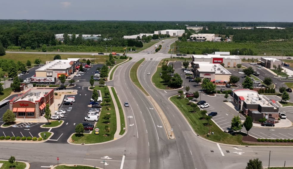 More Photos Of 11657 Lakeridge Pky, Ashland Storefront Retail Office For Lease