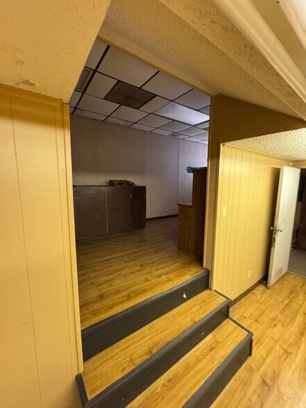 More Photos Of 2038 Saratoga Blvd, Corpus Christi Warehouse For Lease