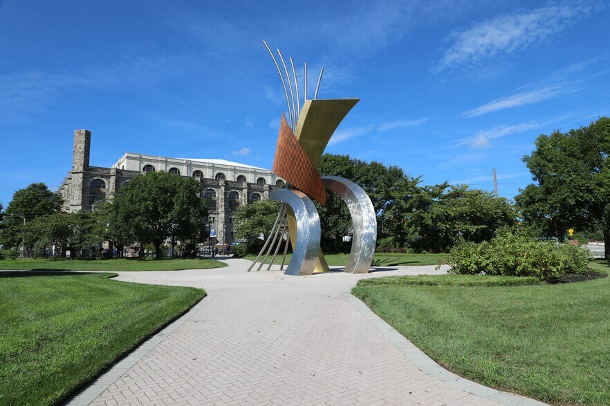 More Photos Of 1010 Park Ave, Baltimore Office For Lease