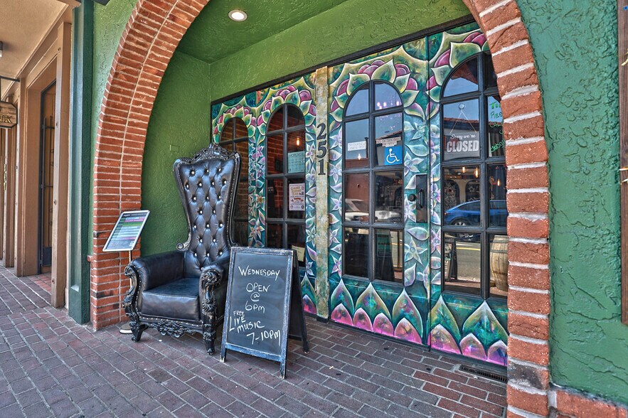 More Photos Of 251-253 Main St, Placerville Restaurant For Sale