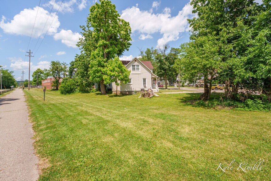 More Photos Of , Kalamazoo Multifamily For Sale