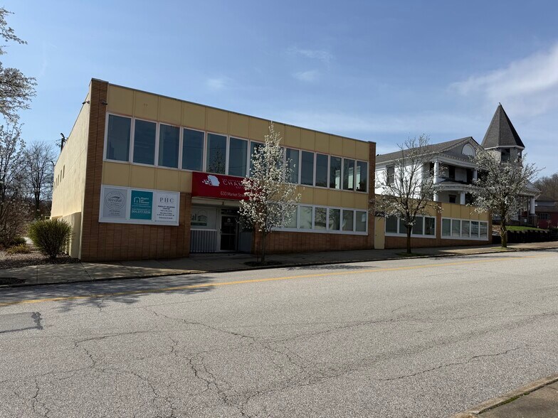 More Photos Of 630 Market St, Steubenville Office For Sale