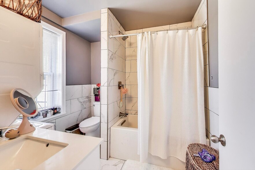 More Photos Of 1317 Corcoran St NW, Washington Apartments For Sale