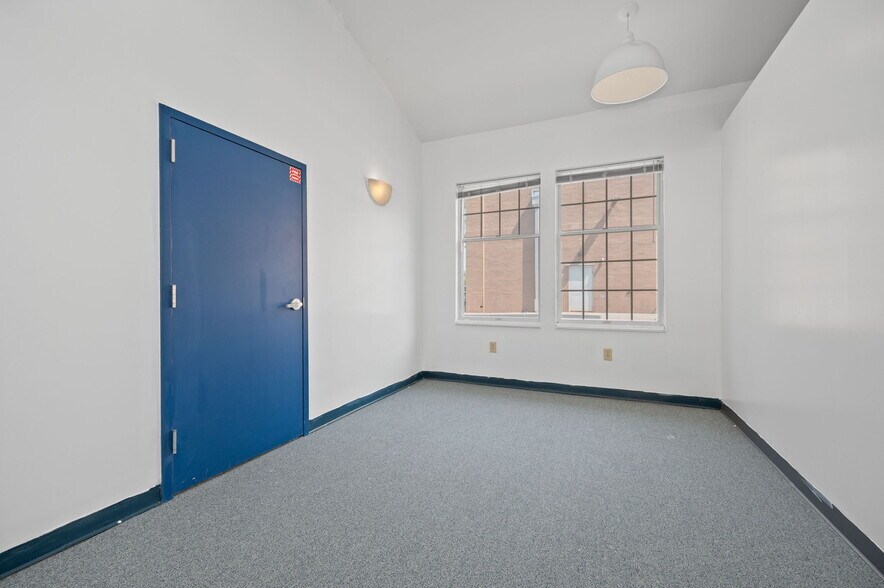 More Photos Of 4630 Pleasant Ave, Fairfield Medical For Lease