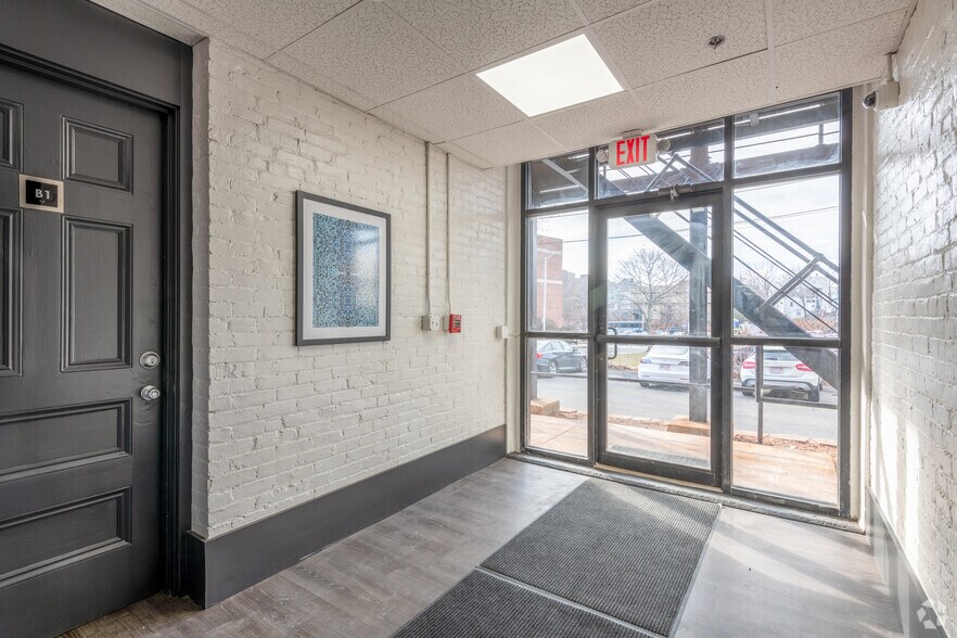 Photo of Ll Floor Ste B8