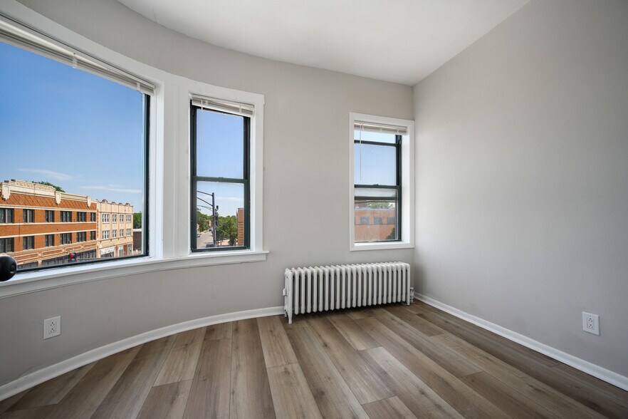 More Photos Of 1210 W 83rd St, Chicago Apartments For Sale