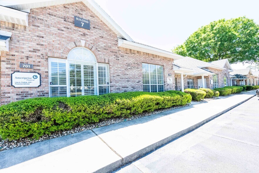 More Photos Of 13500 Sutton Park Dr S, Jacksonville Medical For Lease