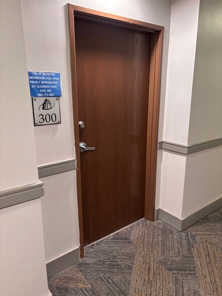 More Photos Of 277 Alexander St, Rochester Office Residential For Lease