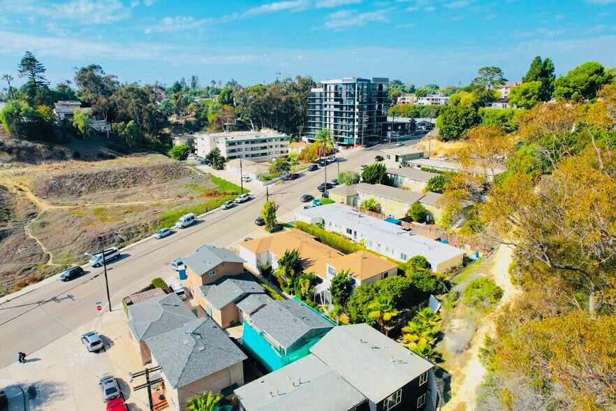 More Photos Of 3611-3617 Reynard Way, San Diego Apartments For Sale