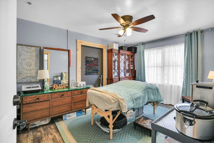 More Photos Of 808 N 3rd St, Saint Joseph Apartments For Sale