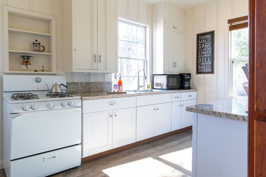 More Photos Of 9345 Stanford Ln, Durham Winery Vineyard For Sale