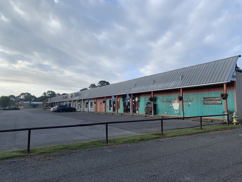 More Photos Of 7189 Us Highway 61, Saint Francisville Freestanding For Lease