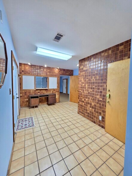 More Photos Of 2162 Ingleside Ave, Macon-Bibb Office Residential For Sale