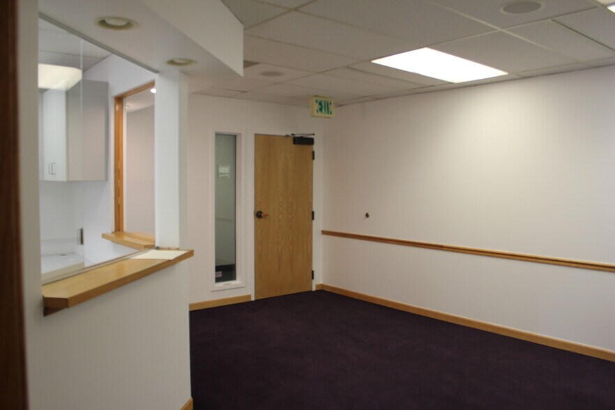 More Photos Of 7200 E Hampden Ave, Denver Coworking Space