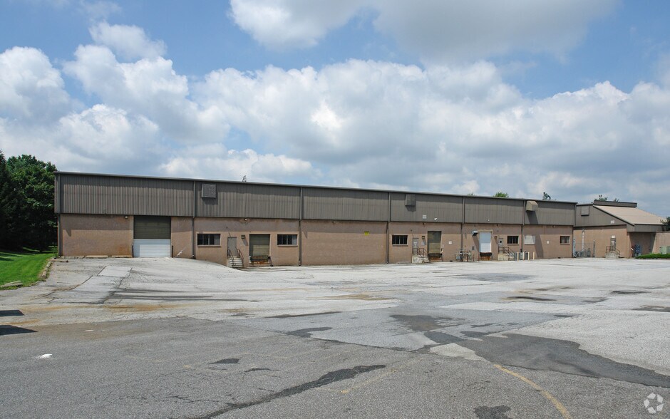 More Photos Of 118 Lukens Dr, New Castle Unknown For Lease