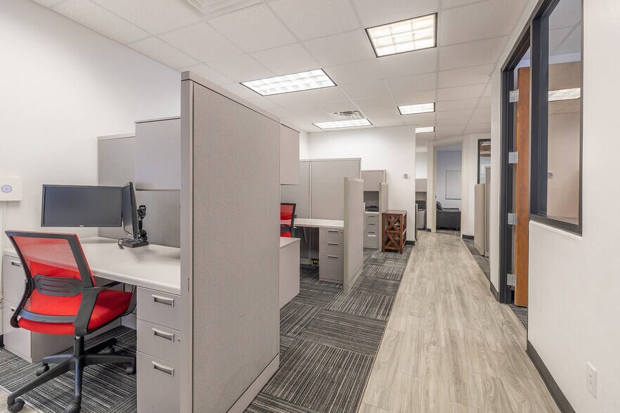 More Photos Of 3360 N Country Club Rd, Tucson Office Residential For Sale