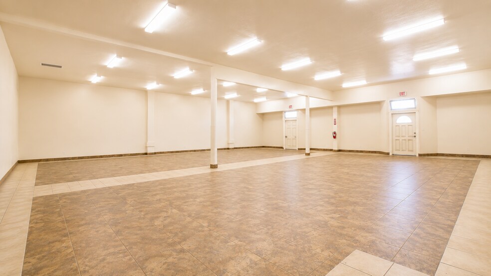 More Photos Of 530 Union Ave, Bakersfield Storefront Retail Office For Sale