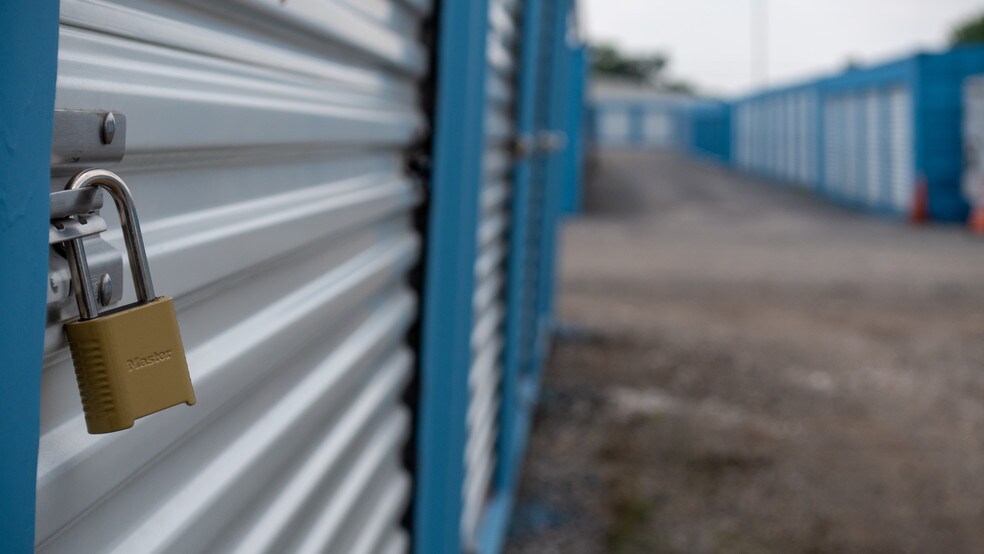 More Photos Of 5808 Allender Rd, White Marsh Self Storage For Lease