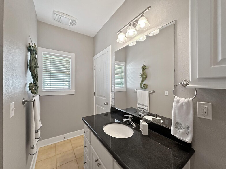 More Photos Of 944 Raymond, Crystal Beach Specialty For Sale