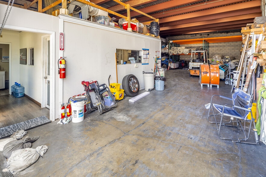 More Photos Of , Waipahu Industrial For Sale