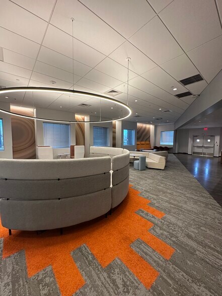 More Photos Of 1144 W Washington St, Tempe Office For Lease