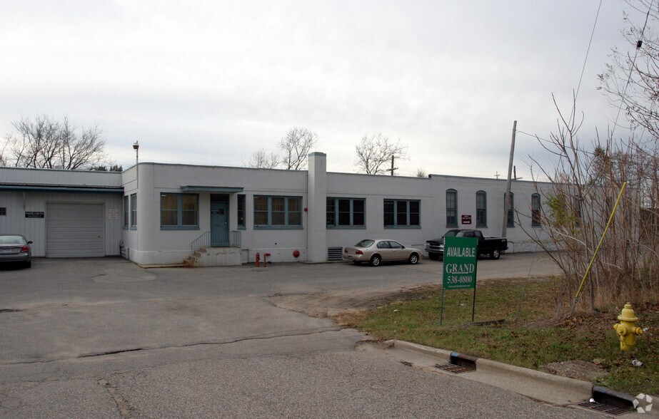 More Photos Of 1600 Marshall Ave SE, Grand Rapids Manufacturing For Lease
