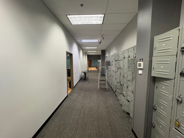 More Photos Of 1130 Sugg Pky, Greenville Warehouse For Sale