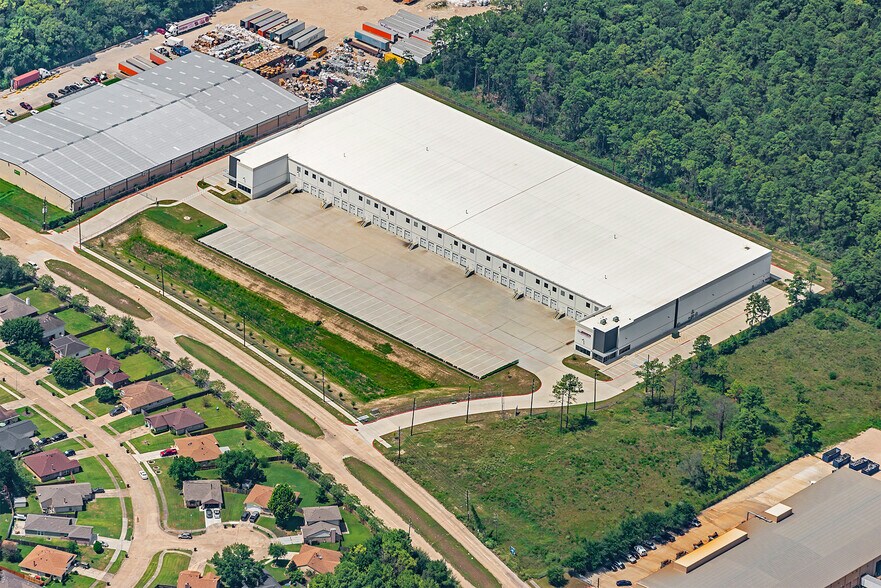 More Photos Of 6415 Rankin Rd, Humble Distribution For Lease