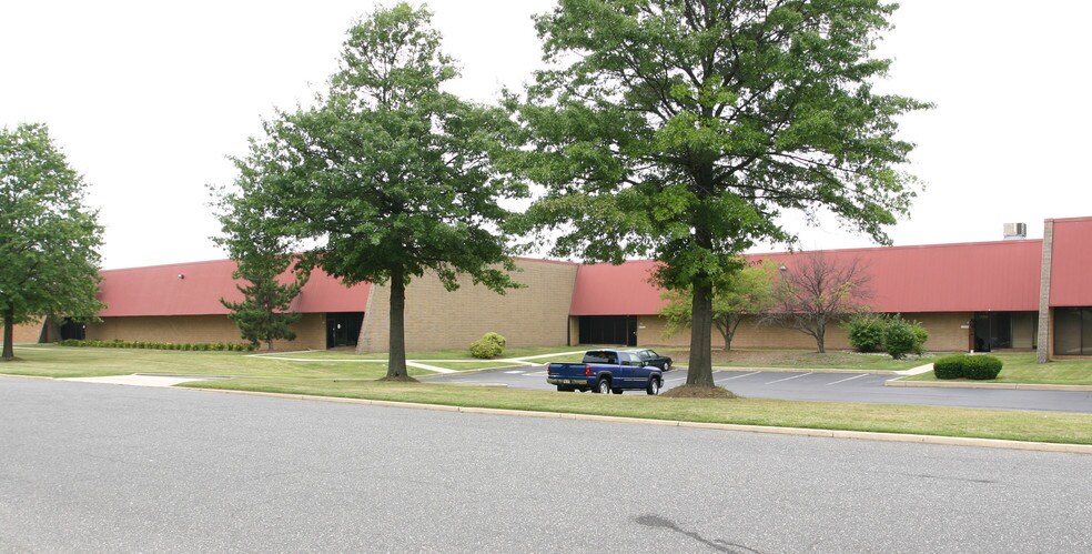 More Photos Of 1400-1480 Imperial Way, Thorofare Warehouse For Lease