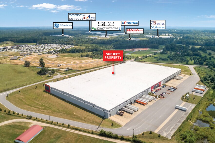 More Photos Of 3100 Beehive Rd, Auburn Distribution For Lease