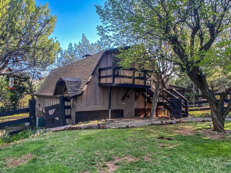 More Photos Of 225 Chimney Rock Trl, Sedona Apartments For Sale