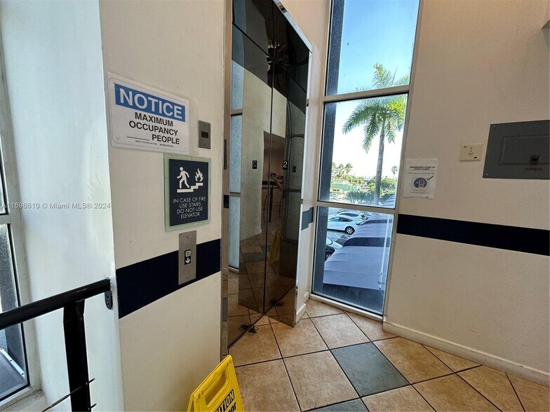 More Photos Of 7500 NW 25th St, Miami Refrigeration Cold Storage For Sale