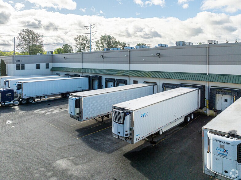 More Photos Of 18404 72nd Ave S, Kent Warehouse For Lease
