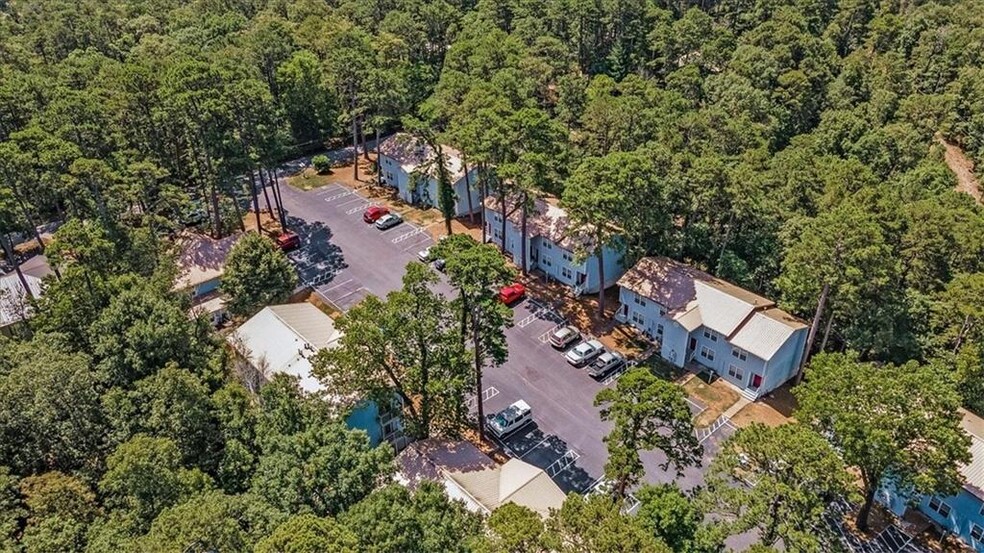 Primary Photo Of 15 Pivot Rock Rd, Eureka Springs Apartments For Sale