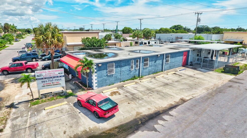 Primary Photo Of 502 NE 3rd St, Boynton Beach Auto Repair For Sale