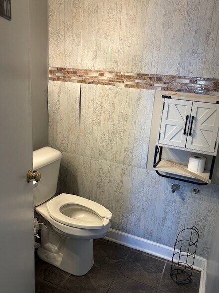 More Photos Of 603 J Clyde Morris Blvd, Newport News Medical For Lease