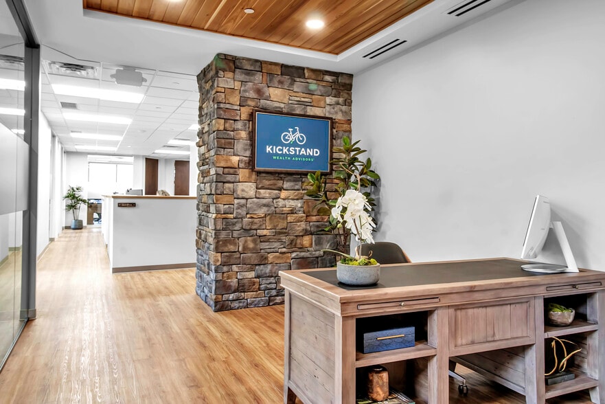 More Photos Of 1250 Pittsford Victor Rd, Pittsford Office For Lease