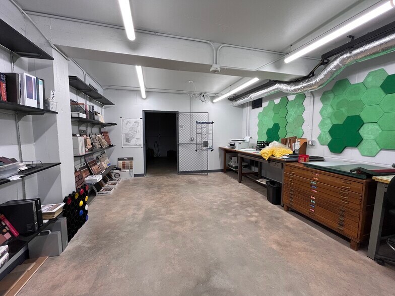 More Photos Of 102 N Munger St, Pasadena Office For Lease