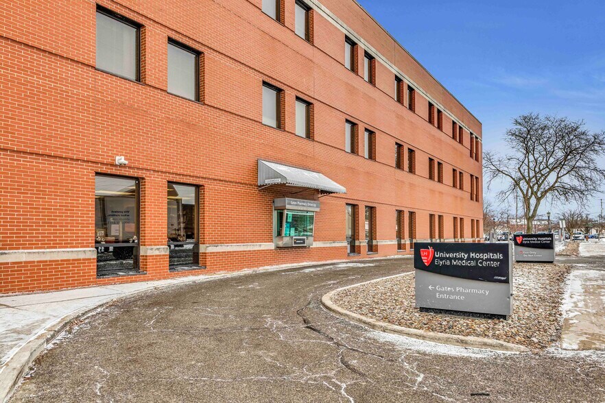 More Photos Of 125 E Broad St, Elyria Office For Sale