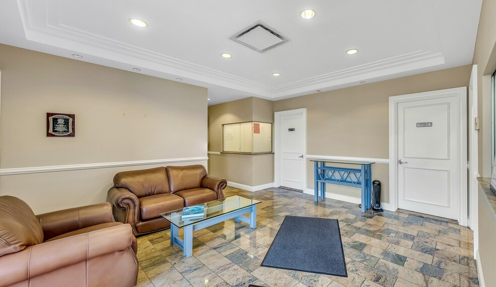 More Photos Of 22 Colt Ct, Ronkonkoma Warehouse For Sale