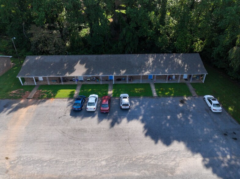 More Photos Of 100 S Kirkland Ave, Elkin Apartments For Sale