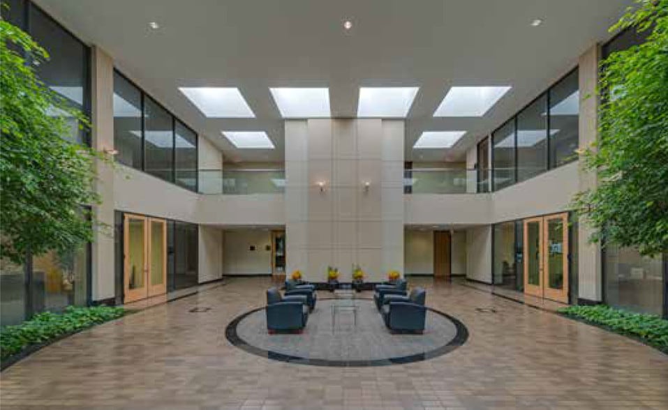 More Photos Of 2424 Wilcrest Dr, Houston Office For Lease